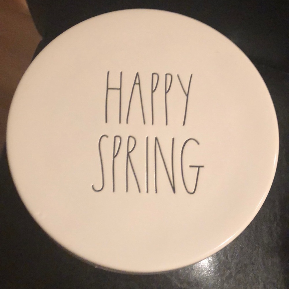 Brand new Rae Dunn Cake stand
